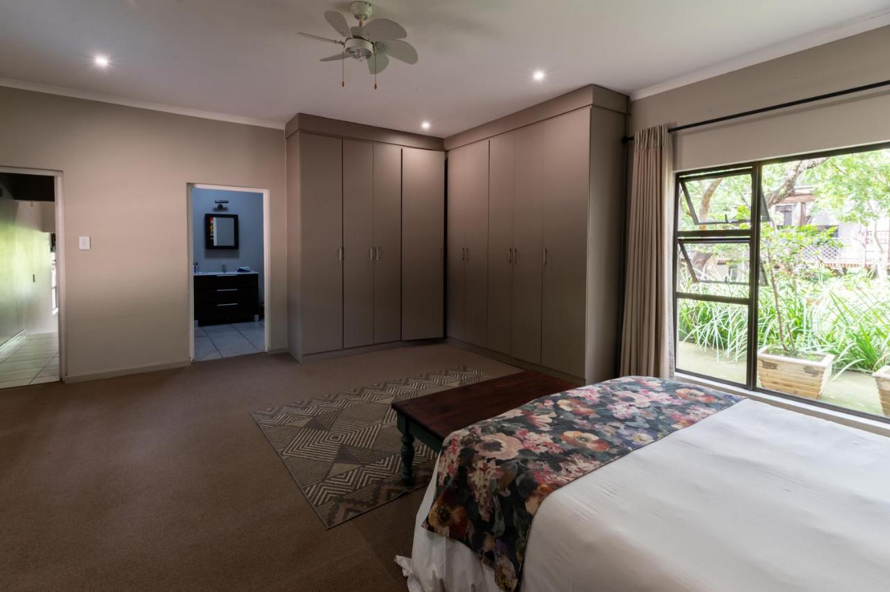 Migdash Guesthouse Hartbeespoort Esterno foto