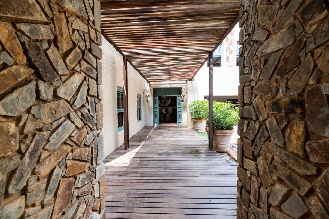 Migdash Guesthouse Hartbeespoort Esterno foto