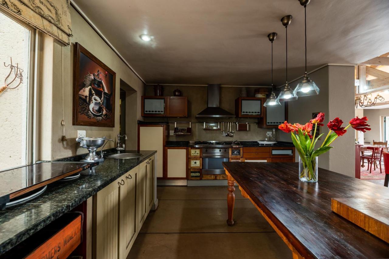 Migdash Guesthouse Hartbeespoort Esterno foto
