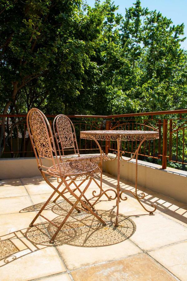 Migdash Guesthouse Hartbeespoort Esterno foto
