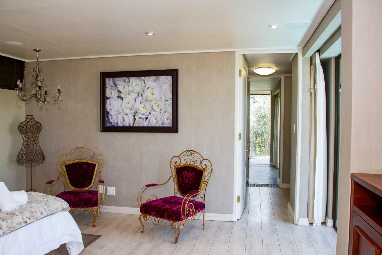 Migdash Guesthouse Hartbeespoort Esterno foto
